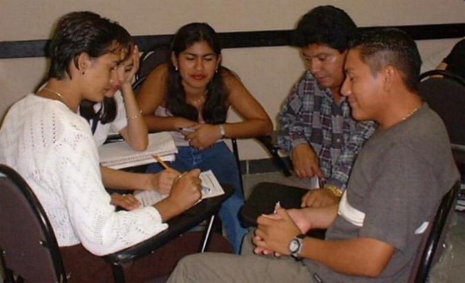 Christa, Laura, Claudia, Jorge and Felipe